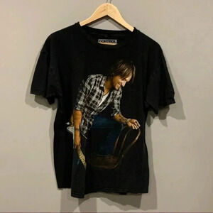 Keith Urban Escape  World Tour Concert T-Shirt